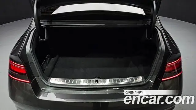 Genesis G90 2022 — Şəkil 8/31