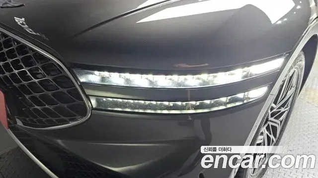 Genesis G90 2022 — Şəkil 11/31