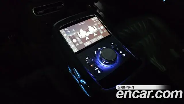 Genesis G90 2022 — Şəkil 14/31
