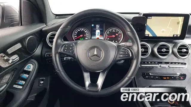 Mercedes-Benz GLC-Class 2019 — Фото 13/20