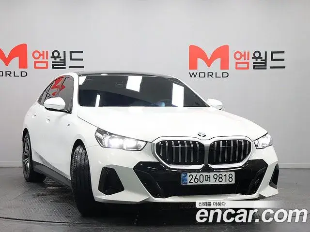 BMW 5 Series 2024 — Şəkil 18/20