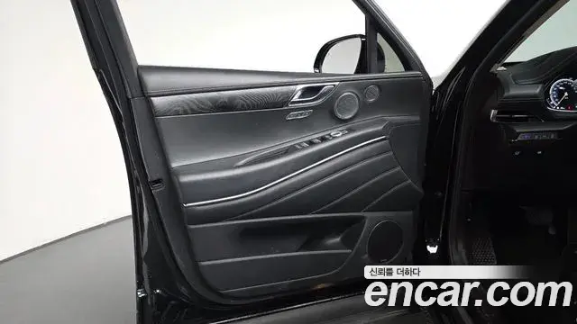 Genesis GV80 2020 — ფოტო 19/39