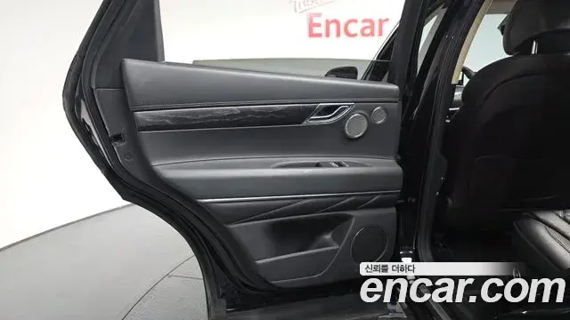Genesis GV80 2020 — ფოტო 39/39