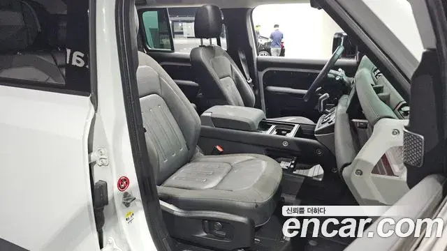 Land Rover Defender 2020 — Şəkil 8/35