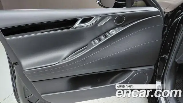 Genesis G80 2022 — ფოტო 22/30