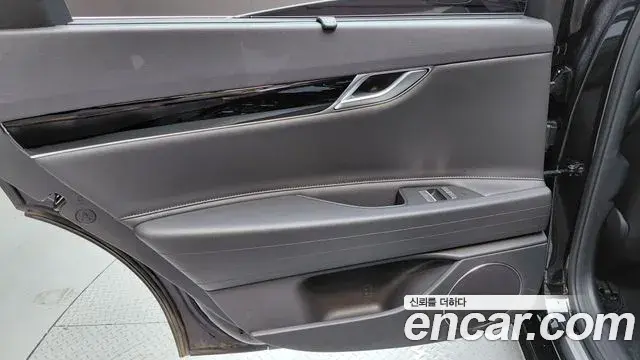 Genesis G80 2022 — ფოტო 17/30