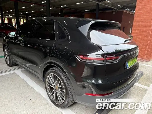 Porsche Cayenne 2023 — Şəkil 4/17