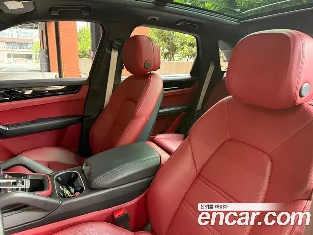 Porsche Cayenne 2023 — Şəkil 15/17
