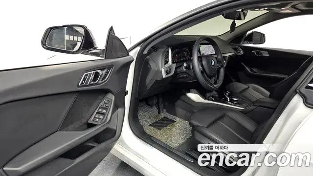 BMW 2 Series Gran Coupe 2020 — Фото 9/20
