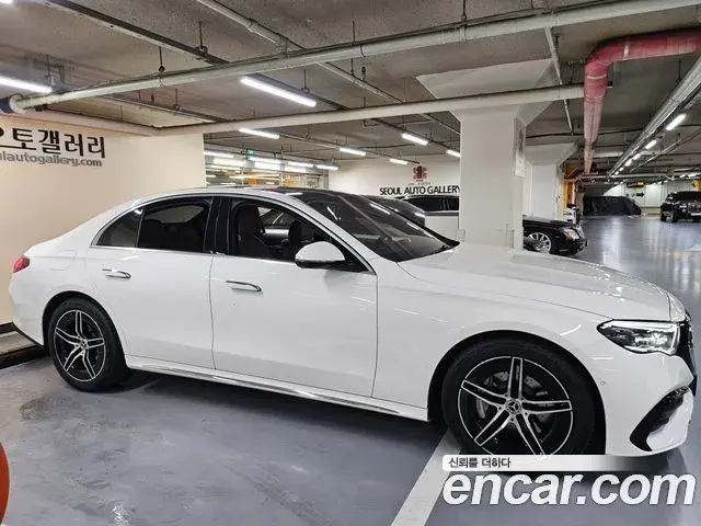 Mercedes-Benz E-Class 2025 — ფოტო 10/20