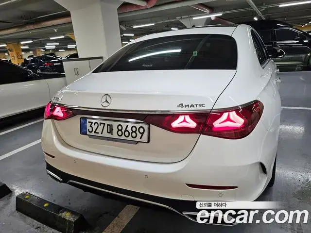 Mercedes-Benz E-Class 2025 — ფოტო 6/20