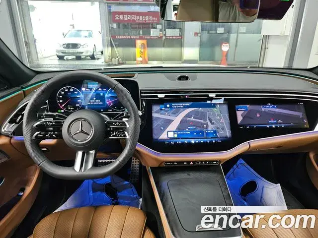Mercedes-Benz E-Class 2025 — ფოტო 19/20