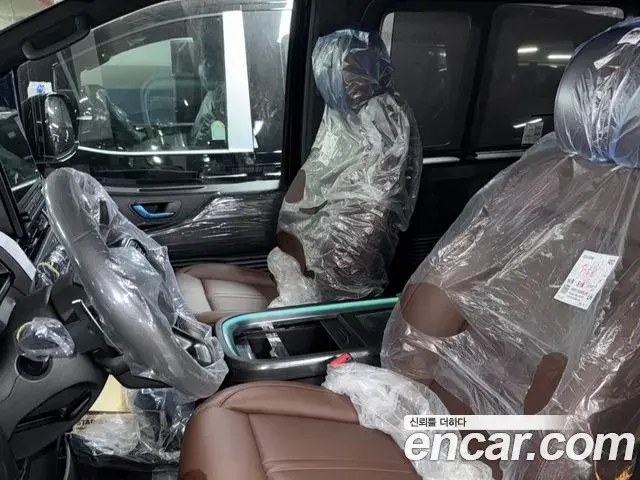 Hyundai Staria 2024 — Şəkil 2/7