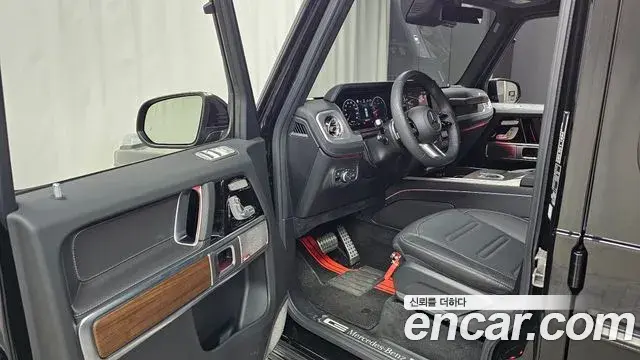 Mercedes-Benz G-Class 2025 — ფოტო 22/30