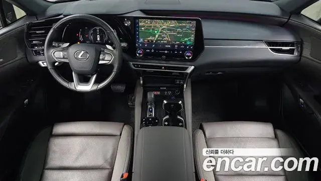 Lexus RX350h 2023 — Photo 8/31