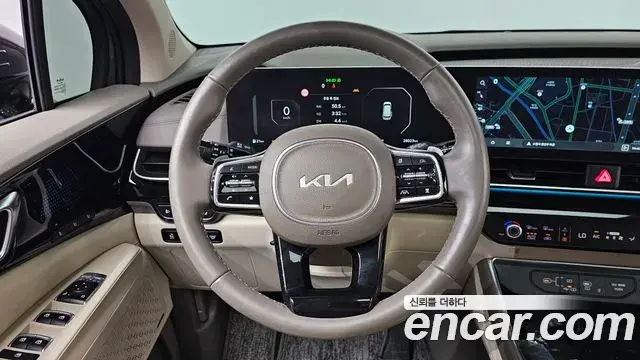 Kia Carnival 2024 — Фото 13/20