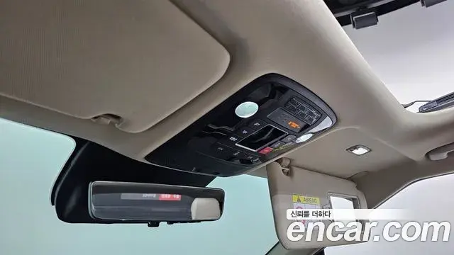 Kia Carnival 2024 — Фото 15/20