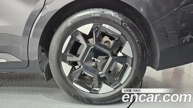 Kia Carnival 2024 — Photo 9/37