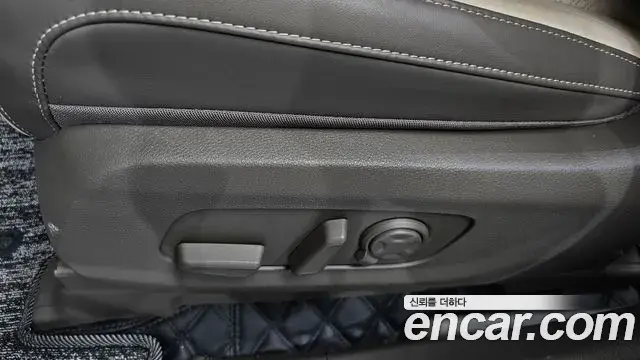 Kia Carnival 2024 — Photo 5/37