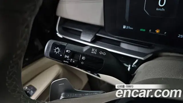Kia Carnival 2024 — Photo 15/37