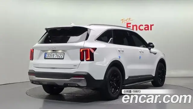 Kia Sorento 2024 — Фото 2/20