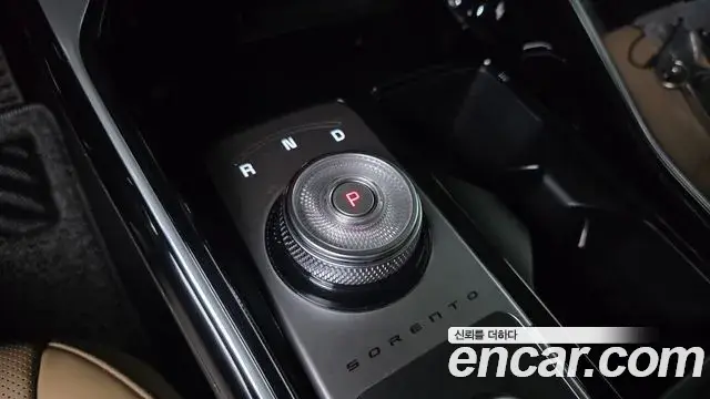 Kia Sorento 2024 — Фото 9/20