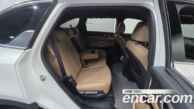 Kia Sorento 2024 — Фото 18/20