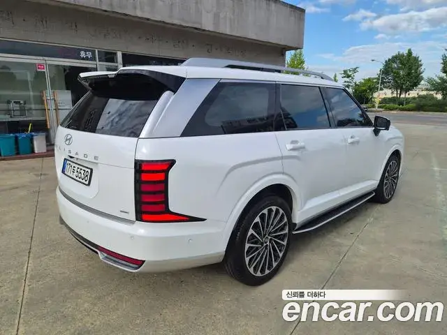 Hyundai Palisade 2025 — Photo 14/18