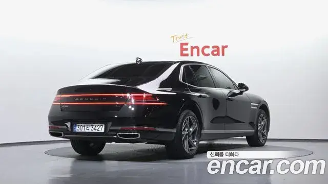 Genesis G90 2022 — ფოტო 16/38