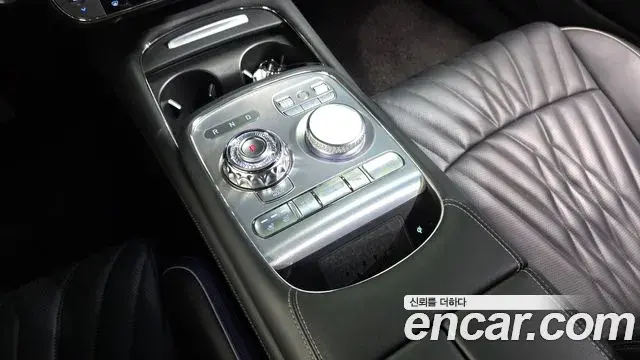 Genesis G90 2022 — ფოტო 34/38