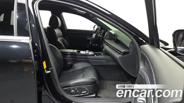 Genesis G90 2022 — ფოტო 31/38