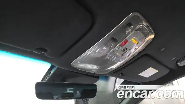 Genesis G90 2022 — ფოტო 8/38