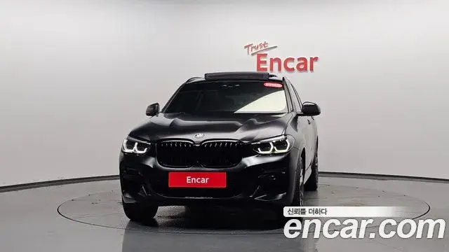 BMW X4 2021 — Şəkil 11/36