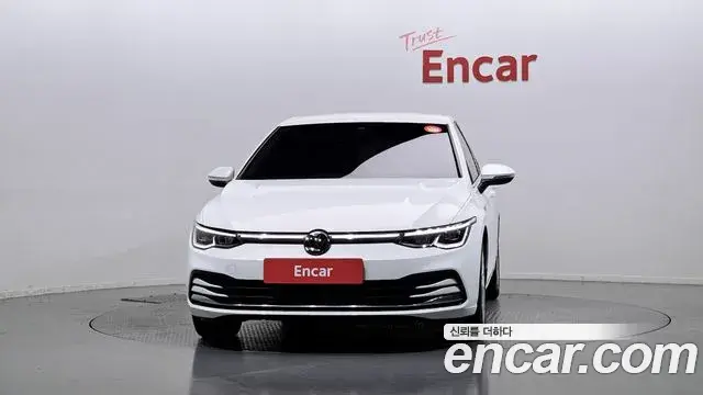 Volkswagen Golf 2022 — ფოტო 11/30