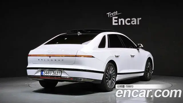 Hyundai Grandeur Hybrid 2025 — Şəkil 10/36