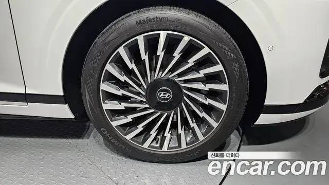 Hyundai Grandeur Hybrid 2025 — Şəkil 27/36