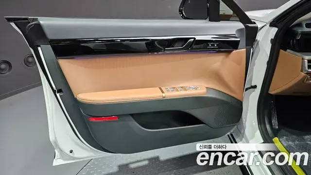 Hyundai Grandeur Hybrid 2025 — Şəkil 29/36