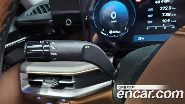 Hyundai Grandeur Hybrid 2025 — Şəkil 18/36