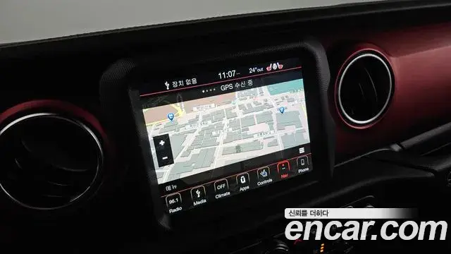 Jeep Wrangler 2019 — Фото 17/20