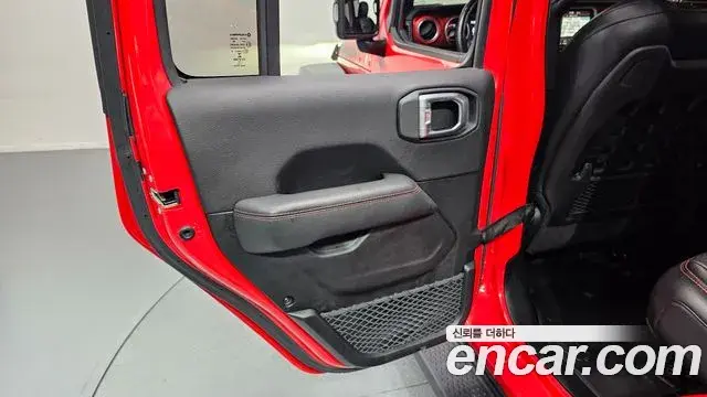 Jeep Wrangler 2019 — Şəkil 5/31