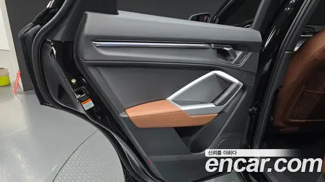 Audi Q3 2025 — ფოტო 30/32