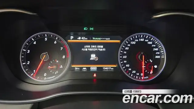 Genesis G70 2018 — Photo 16/35