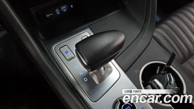 Genesis G70 2018 — Photo 11/35