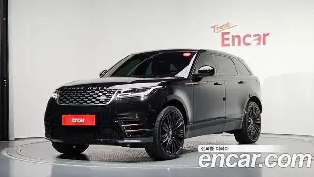 Land Rover Range Rover Velar 2018 — Photo 19/36