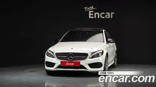 Mercedes-Benz C-Class 2018 — ფოტო 15/20