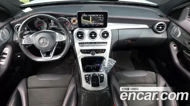 Mercedes-Benz C-Class 2018 — ფოტო 3/20
