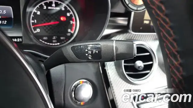Mercedes-Benz C-Class 2018 — ფოტო 5/20