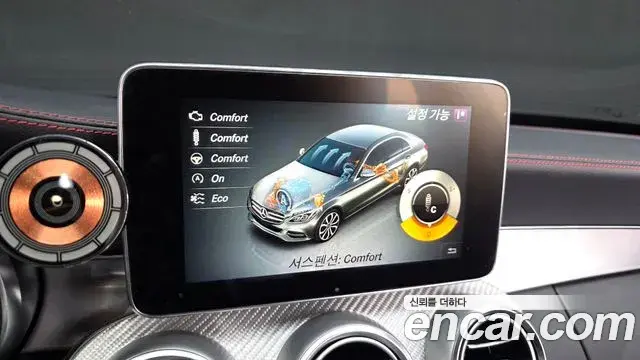 Mercedes-Benz C-Class 2018 — ფოტო 18/20