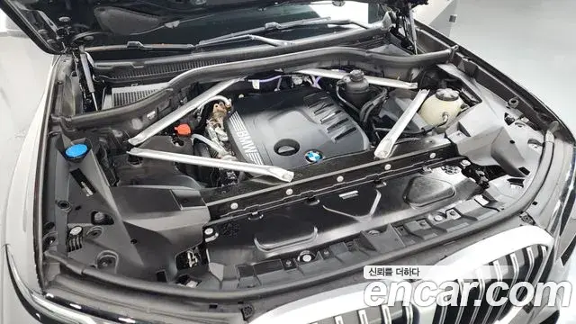 BMW X7 2025 — Photo 25/36