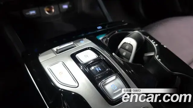 Hyundai Tucson Hybrid 2021 — Şəkil 18/20